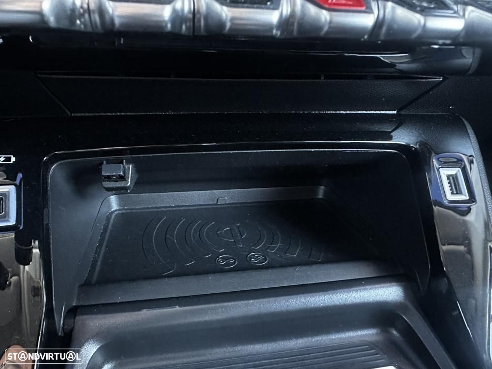 Peugeot 208 1.2 PureTech Allure EAT8 - 39