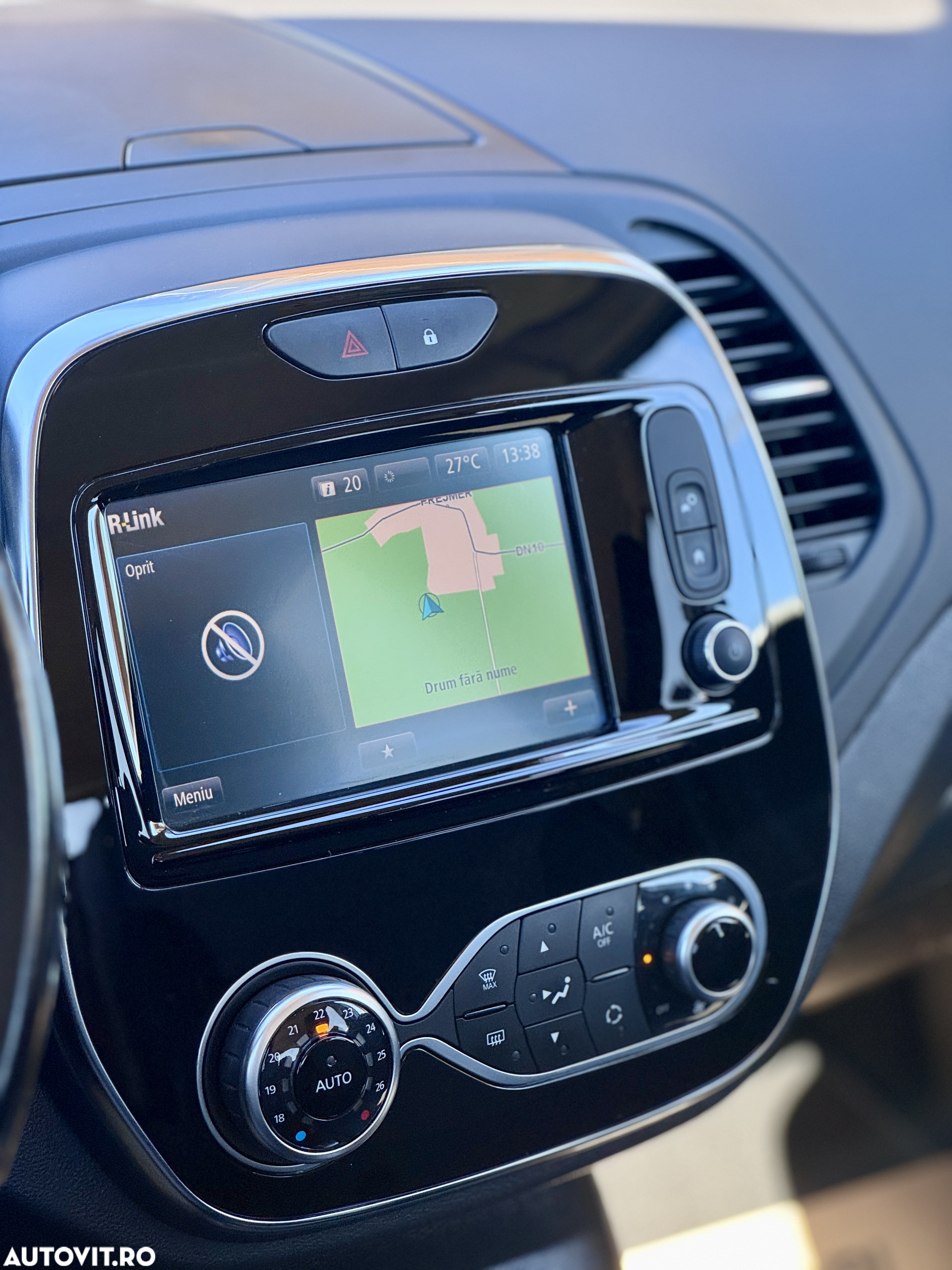 Renault Captur (ENERGY) dCi 90 EDC INTENS - 11