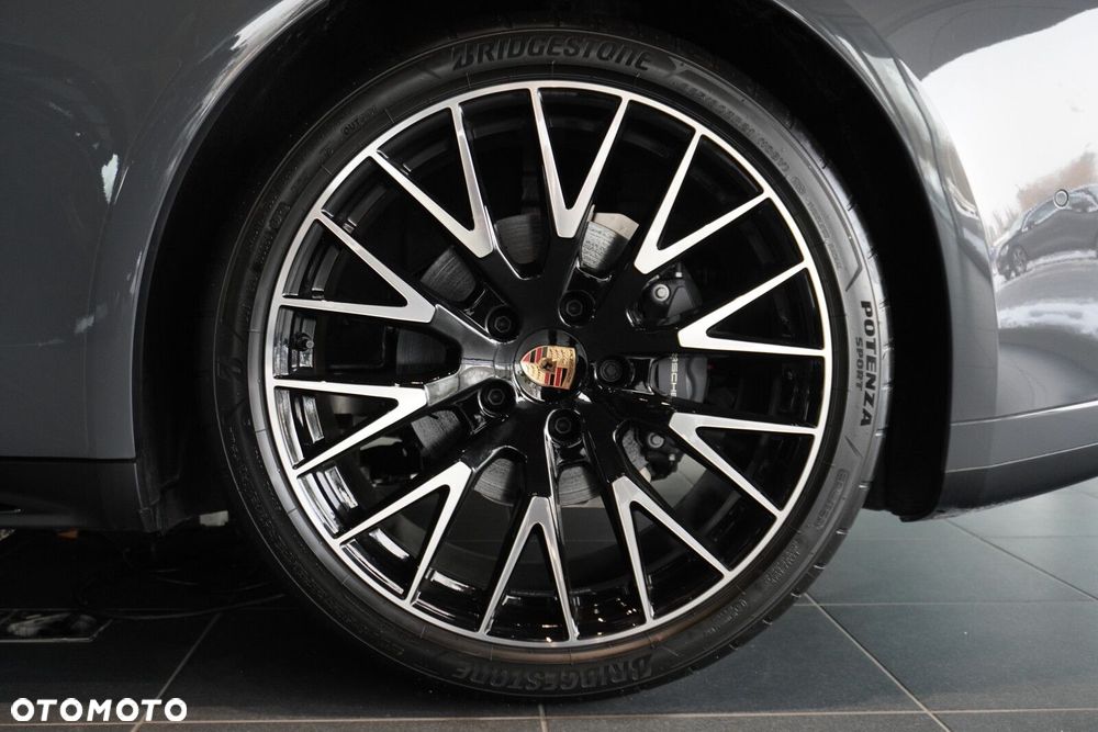Porsche Panamera 4 - 7