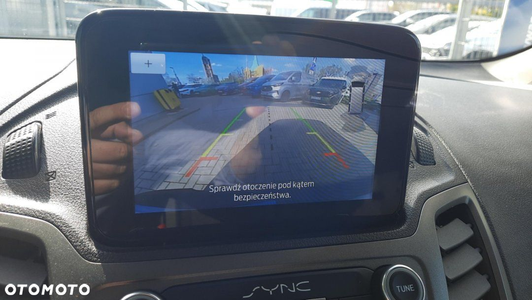 Ford Transit Connect - 13