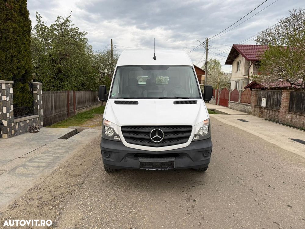Mercedes-Benz Sprinter - 1