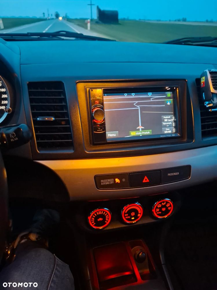 Mitsubishi Lancer 1.8 DID Intense - 7