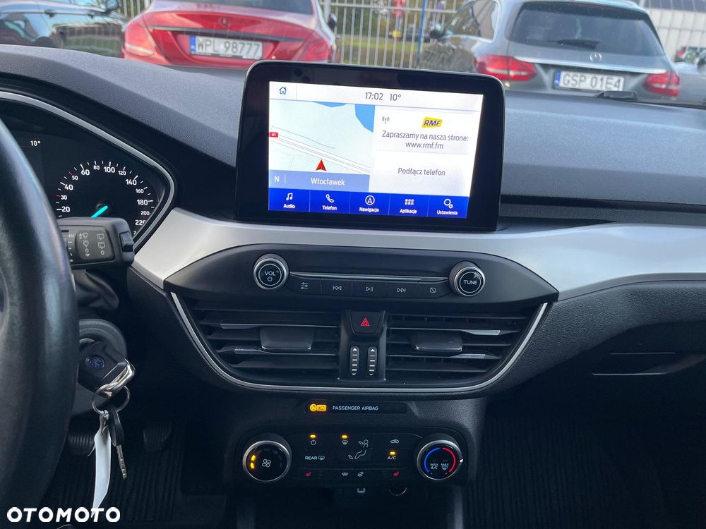 Ford Focus 1.5 EcoBoost Trend Edition Business - 11