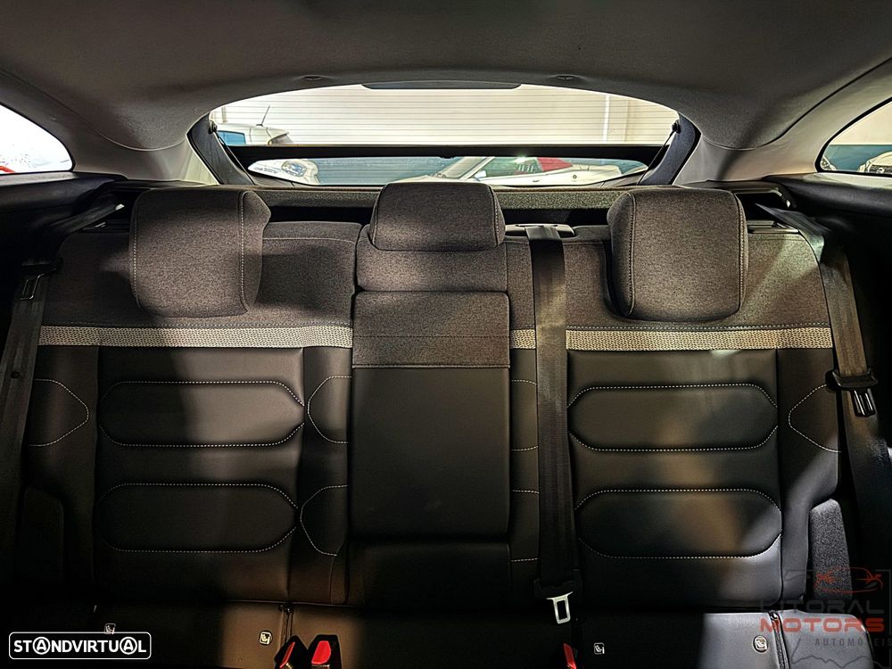 Citroën C4 1.2 PureTech Max - 40