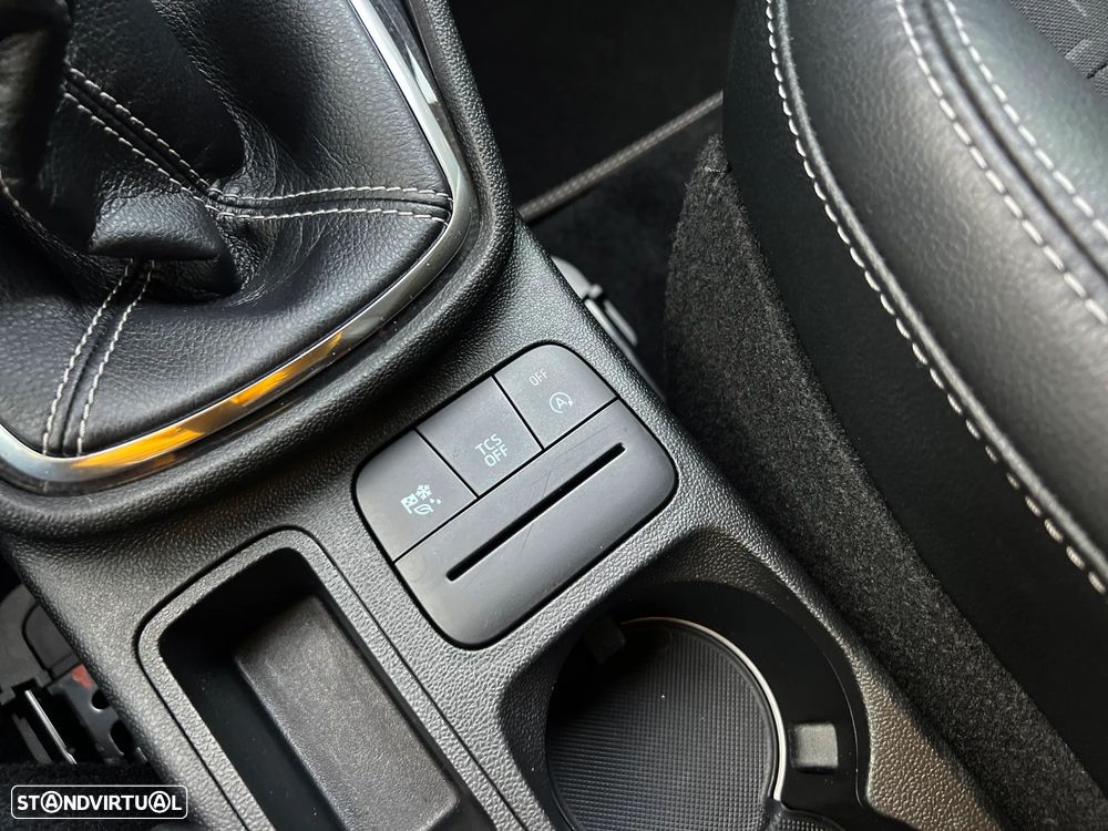 Ford Fiesta 1.0 EcoBoost Active X - 16