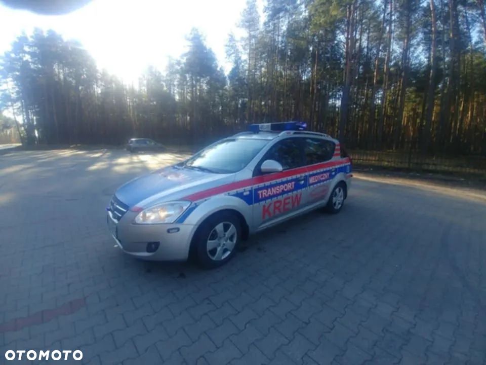 Kia Ceed 2.0 crdi Optimum - 1