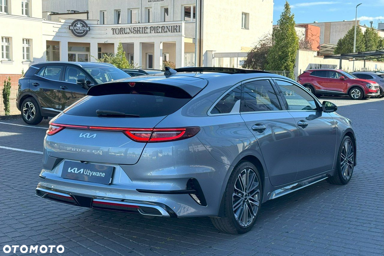Kia ProCeed - 5