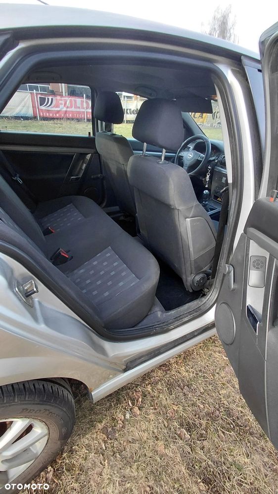 Opel Vectra 1.9 CDTI Essentia - 13