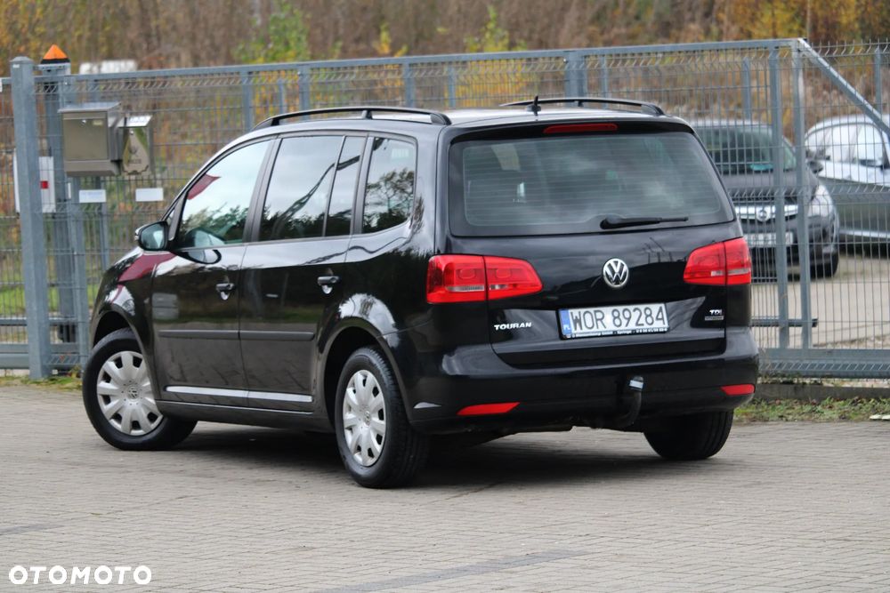 Volkswagen Touran - 14