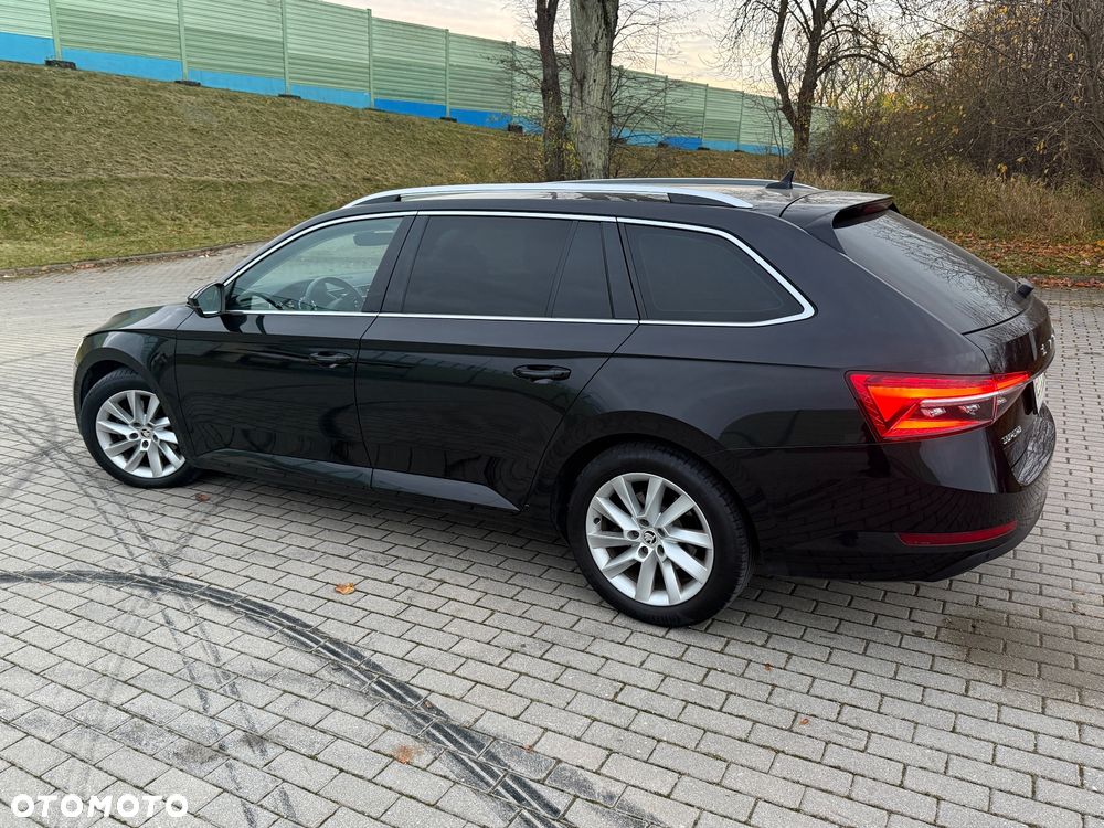 Skoda Superb 2.0 TDI SCR Ambition DSG - 4