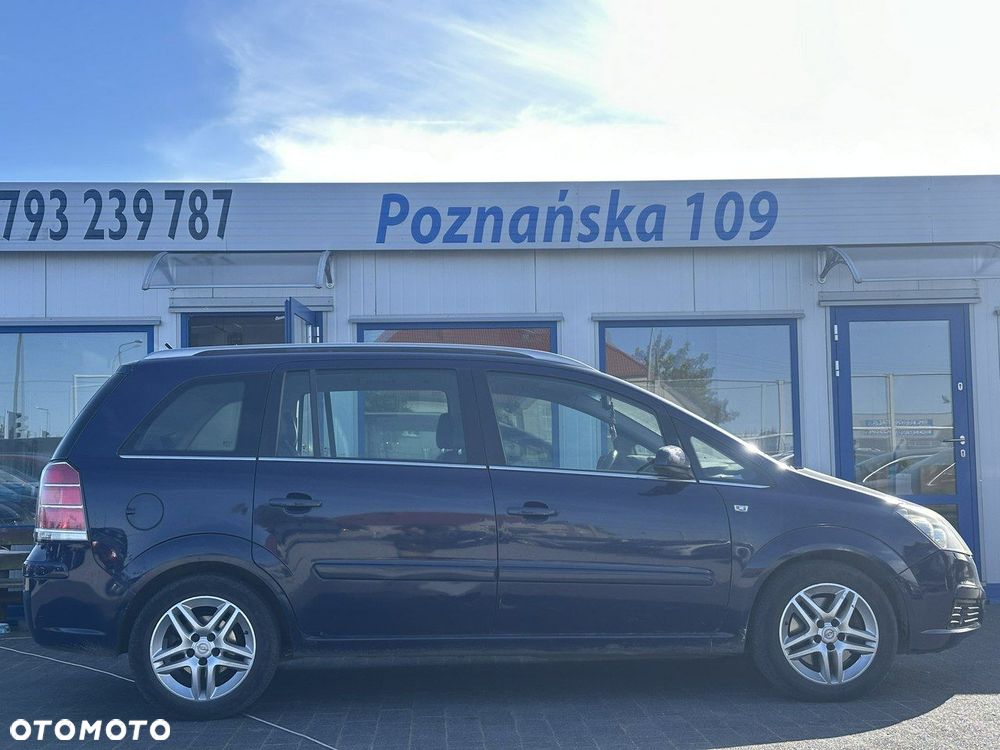 Opel Zafira - 26