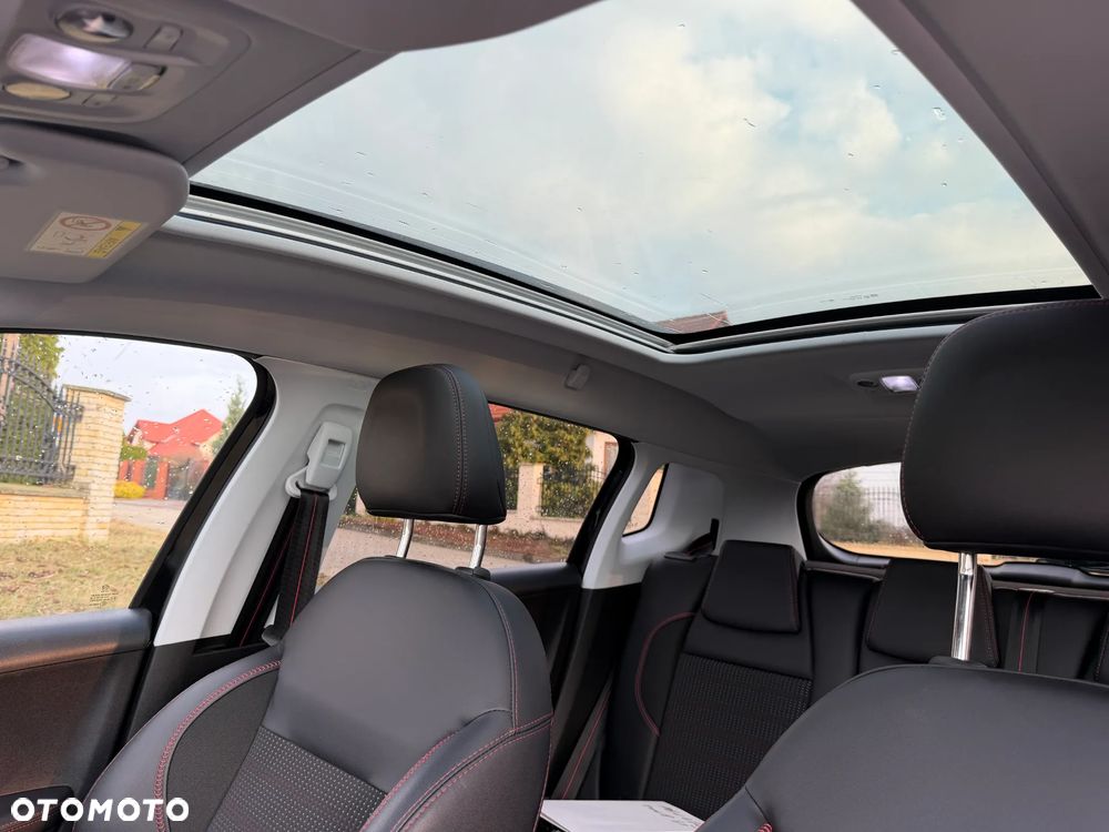 Peugeot 2008 PureTech 110 Stop&Start GT-Line Edition - 11