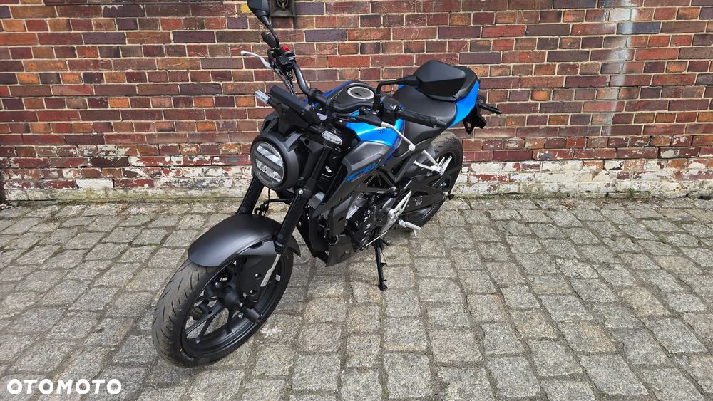 Honda CB - 17