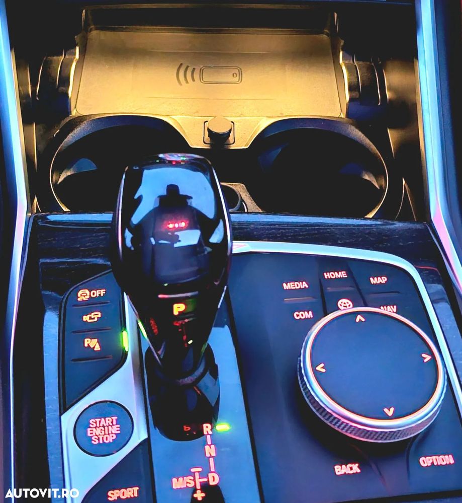 BMW Seria 3 320d AT MHEV - 12