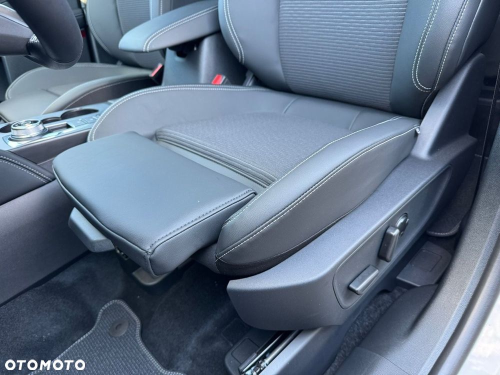 Ford Kuga 2.5 Duratec FHEV SOUND EDITION - 13