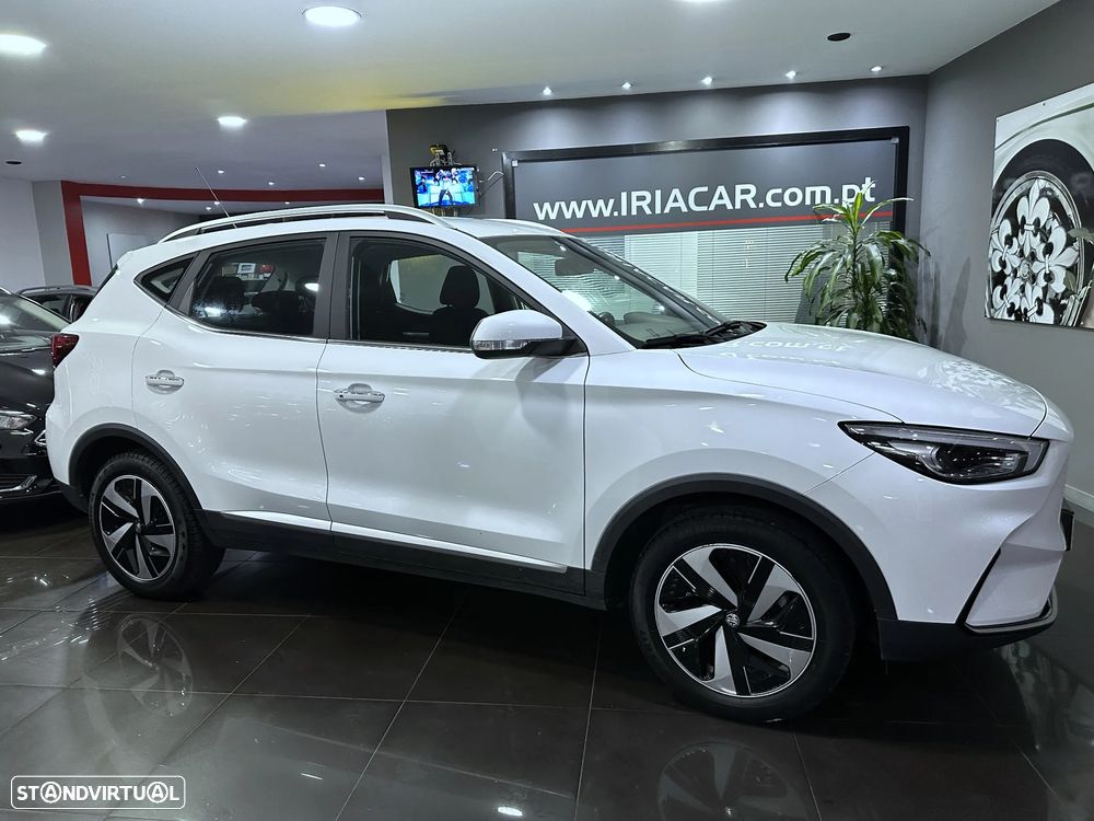 MG ZS Standard Luxury - 9
