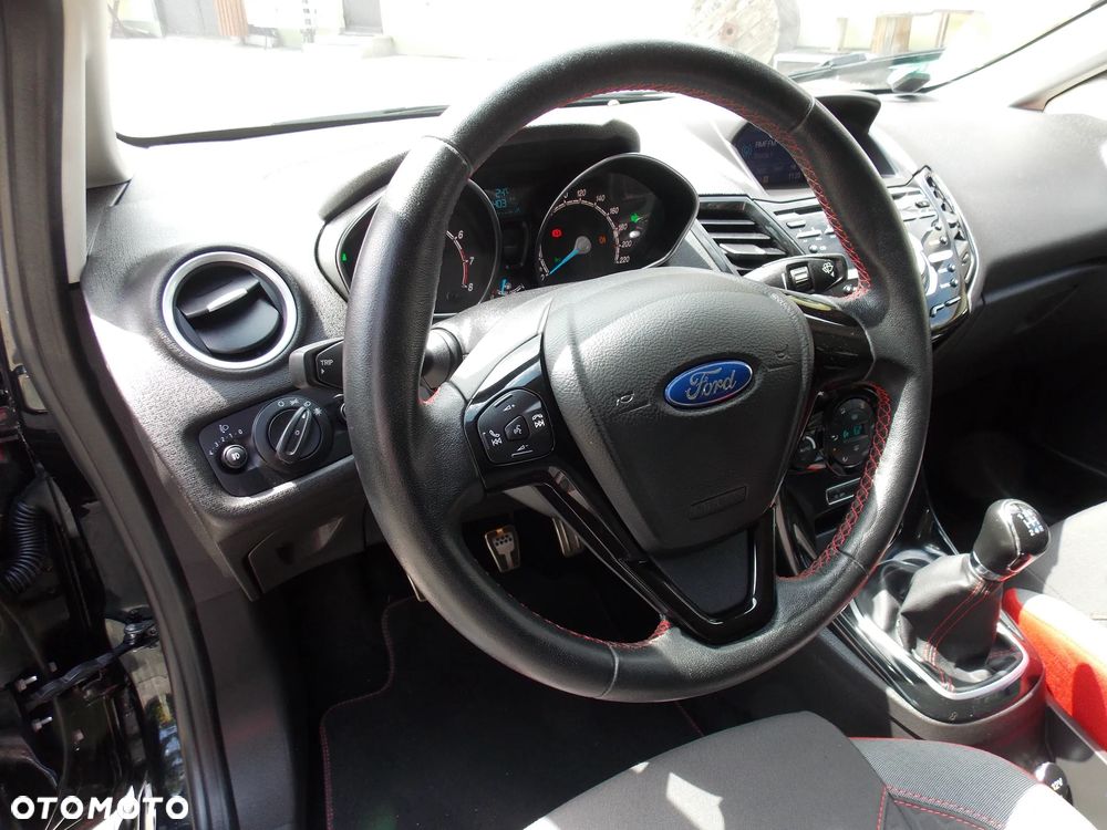 Ford Fiesta 1.0 EcoBoost STart-Stop ST-LINE - 20