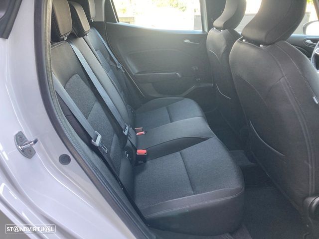 Renault Clio 1.0 TCe Evolution - 29