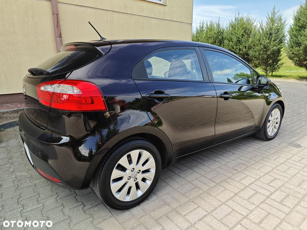 Kia Rio 1.4 Edition 7 - 12