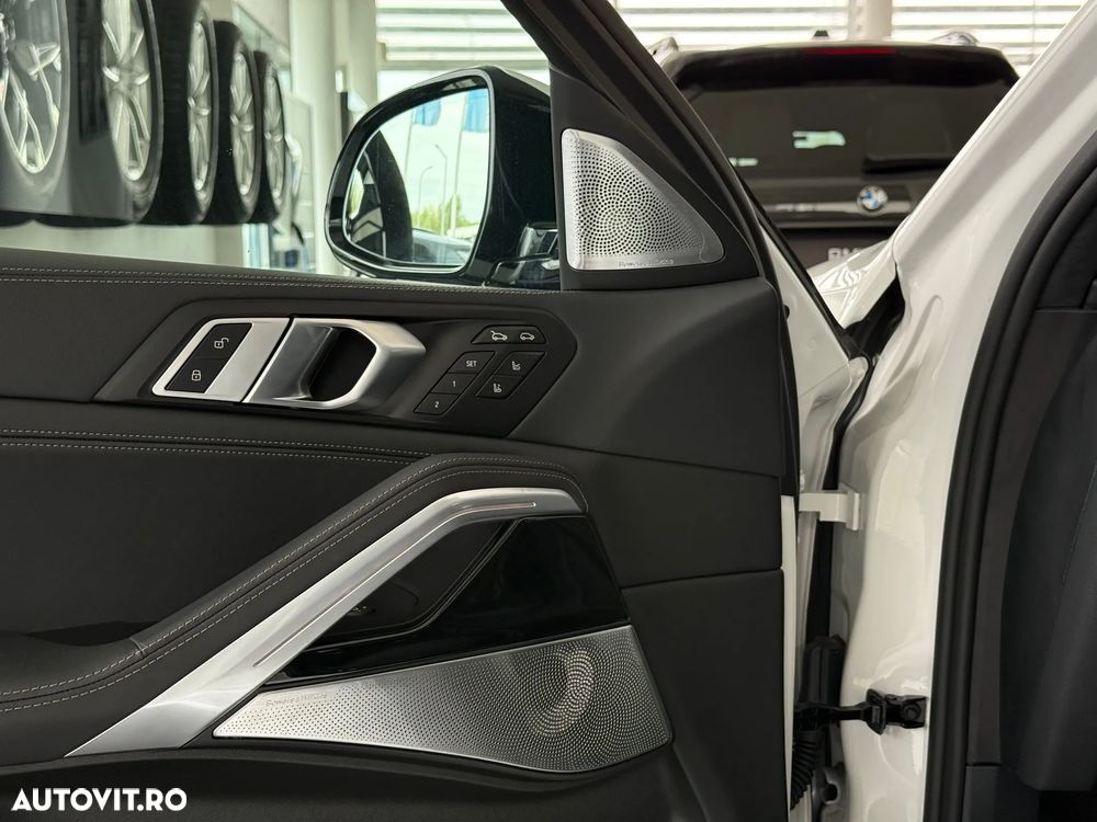 BMW X6 xDrive40i AT MHEV - 14