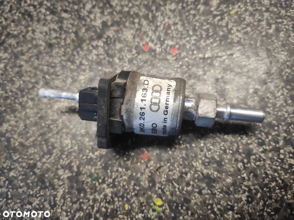 POMPKA WEBASTO 8K0261163D AUDI A4 B8 A5 8T Q5 8R SPRAWNA GWARANCJA WYSYŁKA !!!!! - 1