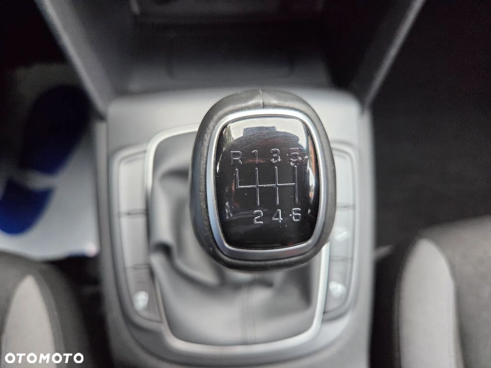 Hyundai Kona - 24