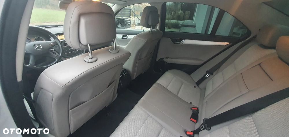 Mercedes-Benz Klasa C - 29