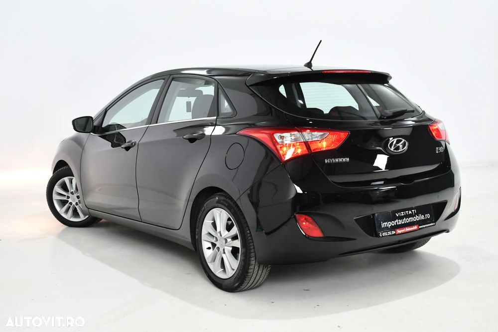 Hyundai i30 1.6 CRDI Style - 3