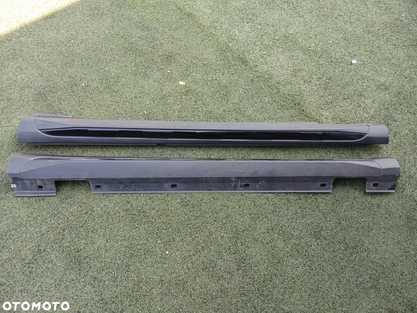MERCEDES GLA 156 LIFT PRÓG LISTWA PROGOWA  PRAWA - 2