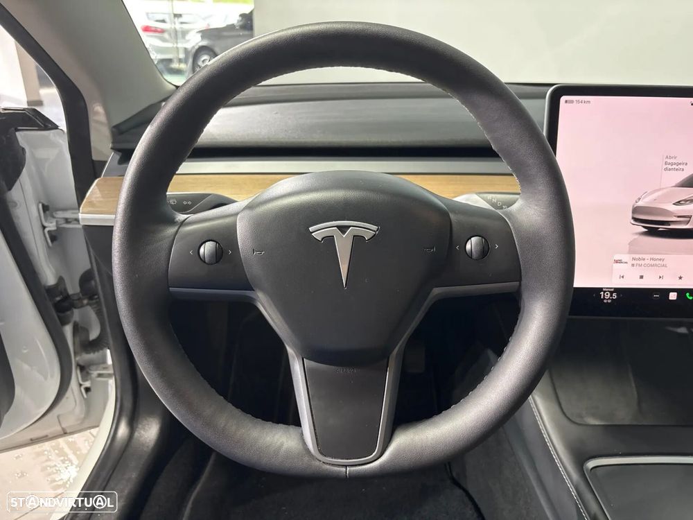 Tesla Model 3 Long Range Tração Traseira - 21