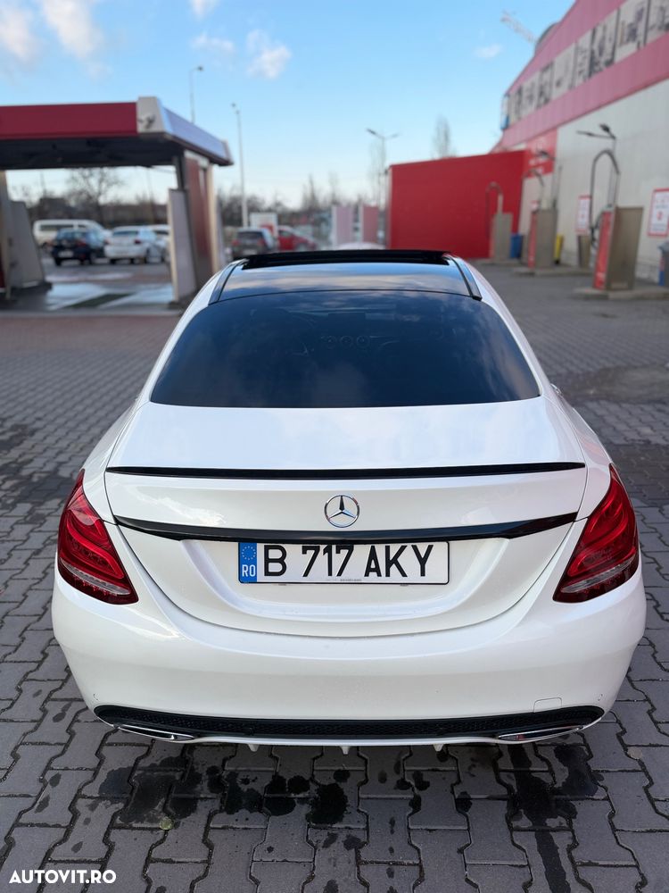 Mercedes-Benz C - 22