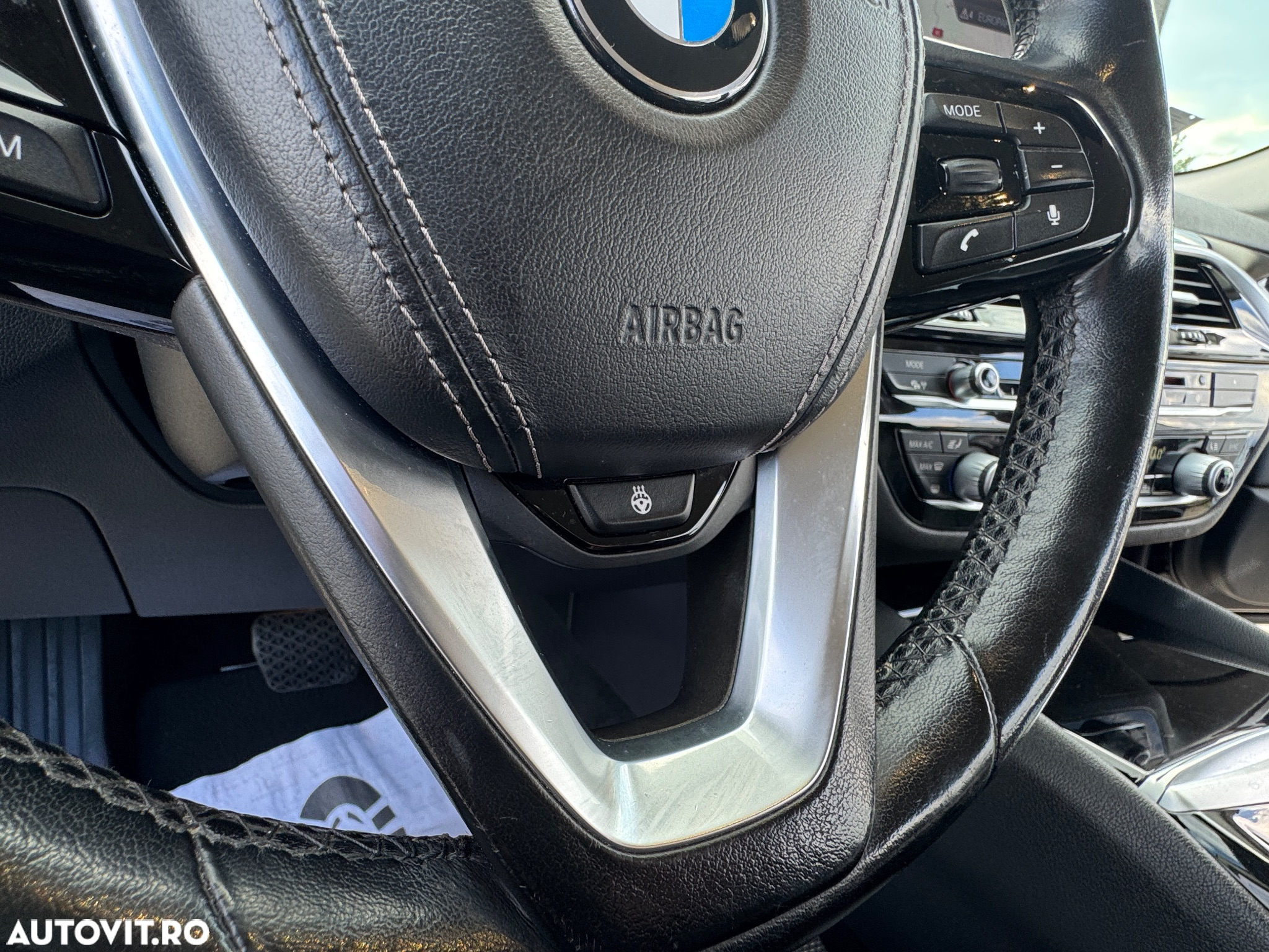 BMW Seria 5 520d Touring Aut. Sport Line - 26