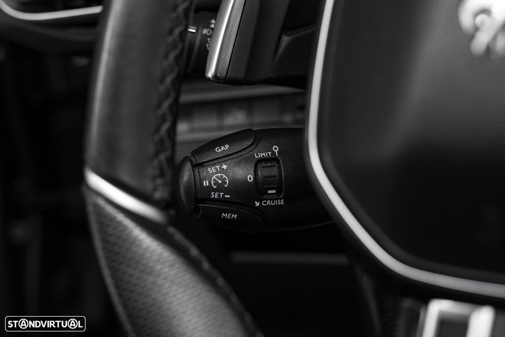 Peugeot 3008 1.5 BlueHDi GT Line EAT8 - 37