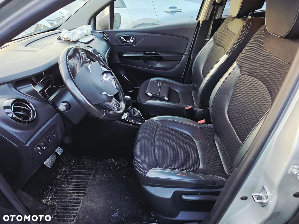 Renault Captur TCe 120 EDC Helly Hansen - 11