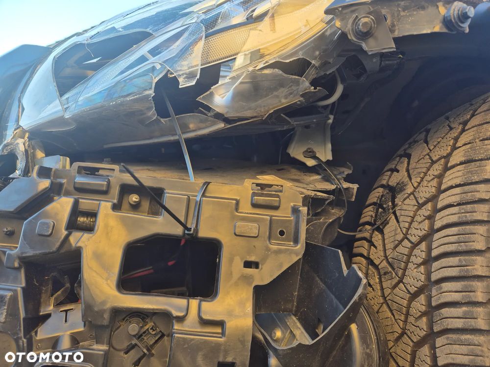 Volvo V40 D2 Drive-E Dynamic Edition - 16