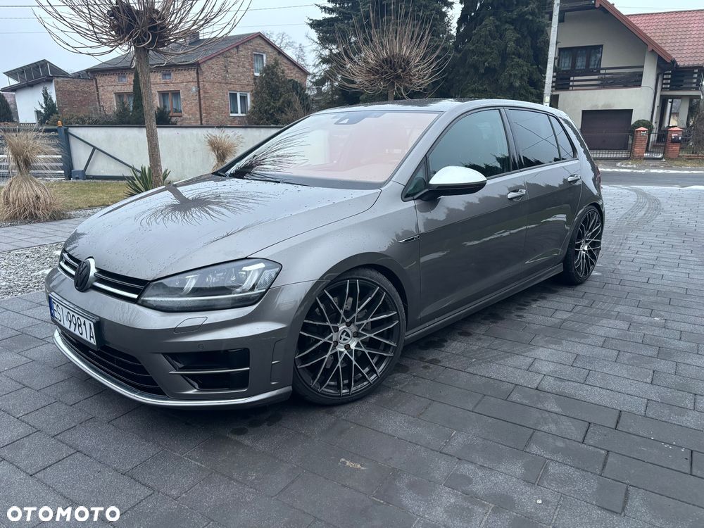 Volkswagen Golf - 18