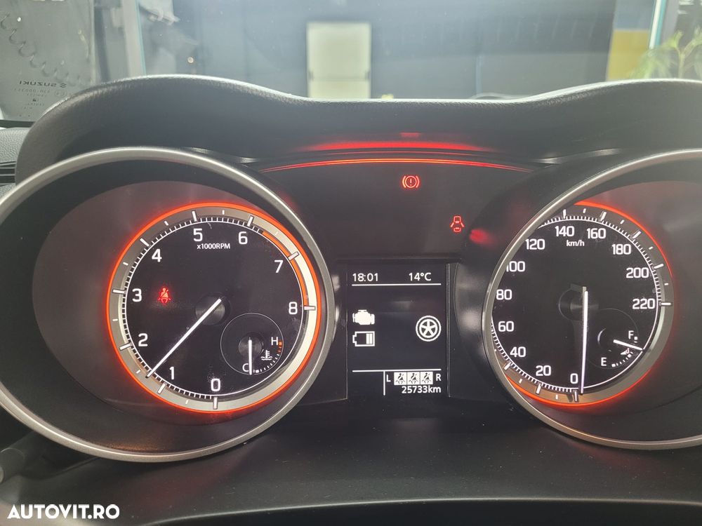 Suzuki Swift 1.2 Dualjet 12V MHEV Cool - 12