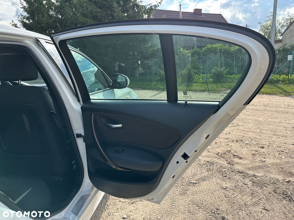 BMW Seria 1 - 24