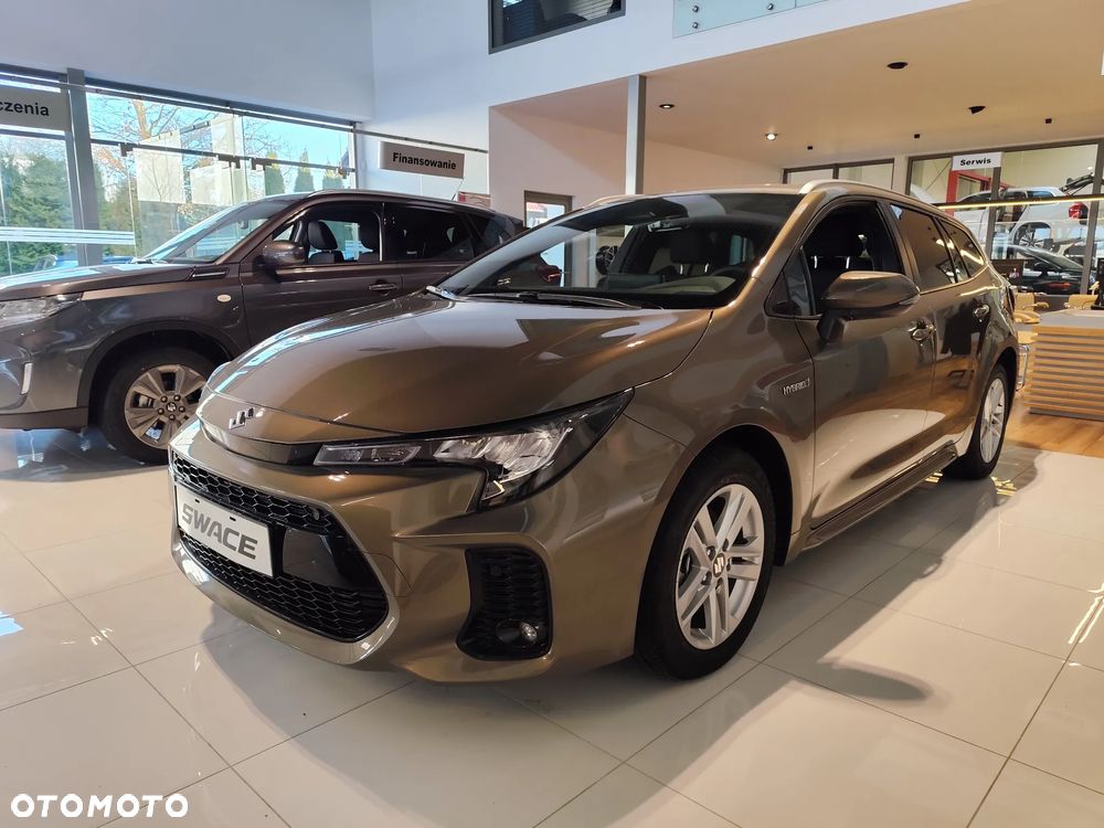 Suzuki Swace 1.8 Hybrid Premium Plus CVT - 1