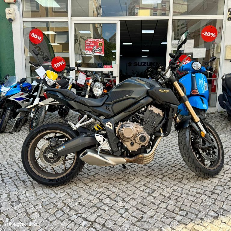 Honda CB 650 RA - 21