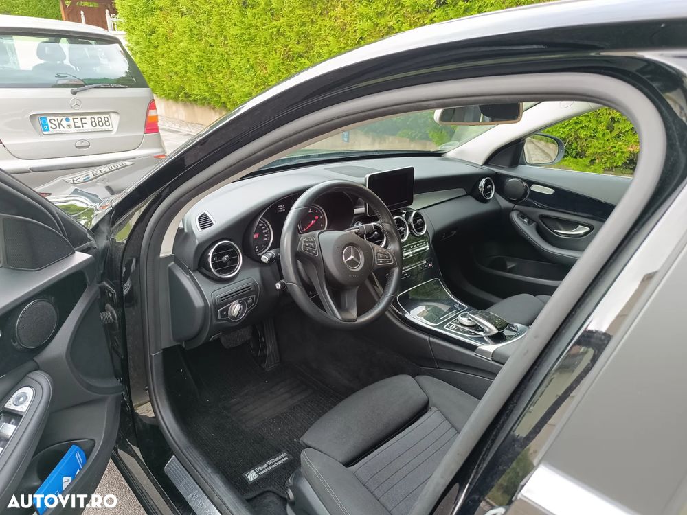 Mercedes-Benz C 220 d 4Matic 9G-TRONIC Avantgarde - 5