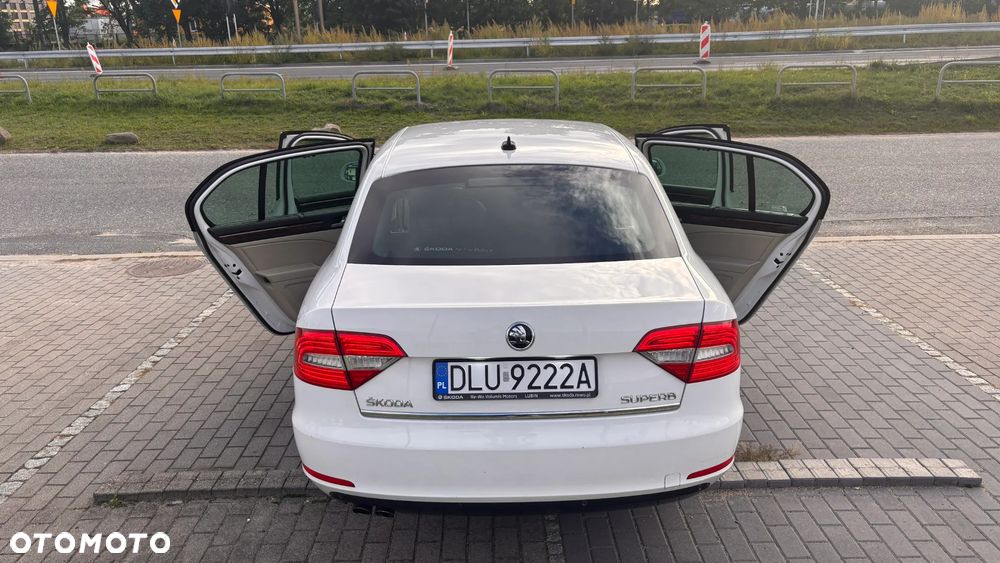 Skoda Superb 2.0 TDI Platinum DSG - 5