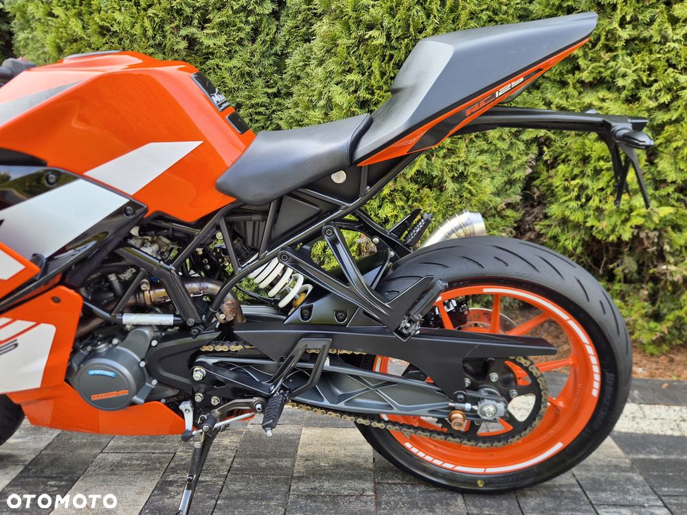 KTM RC 125 - 14