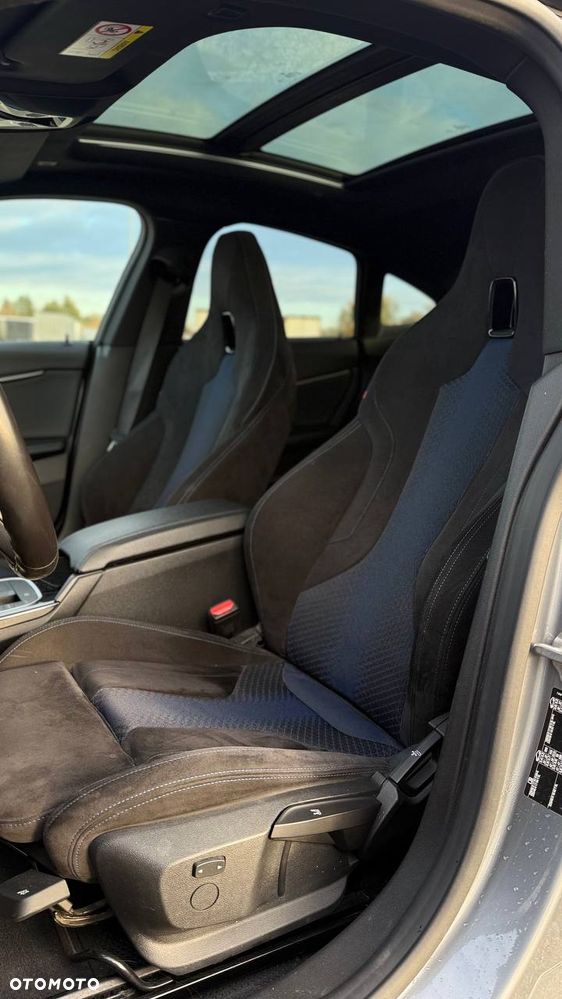 BMW Seria 2 218i - 11