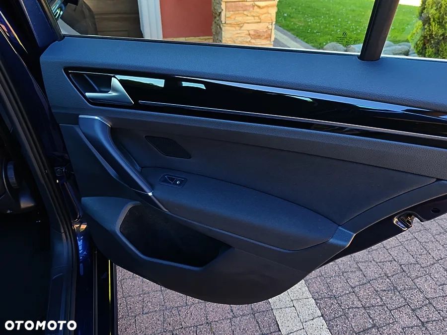 Volkswagen Golf Sportsvan 2.0 TDI (BlueMotion Technology) Highline - 32