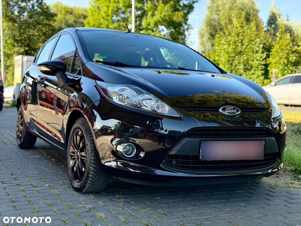 Ford Fiesta 1.25 Champions Edition - 1