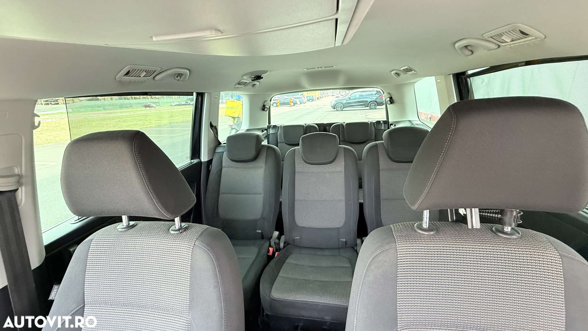 Volkswagen Sharan 2.0 TDI DSG BlueMotion Technology Comfortline - 14