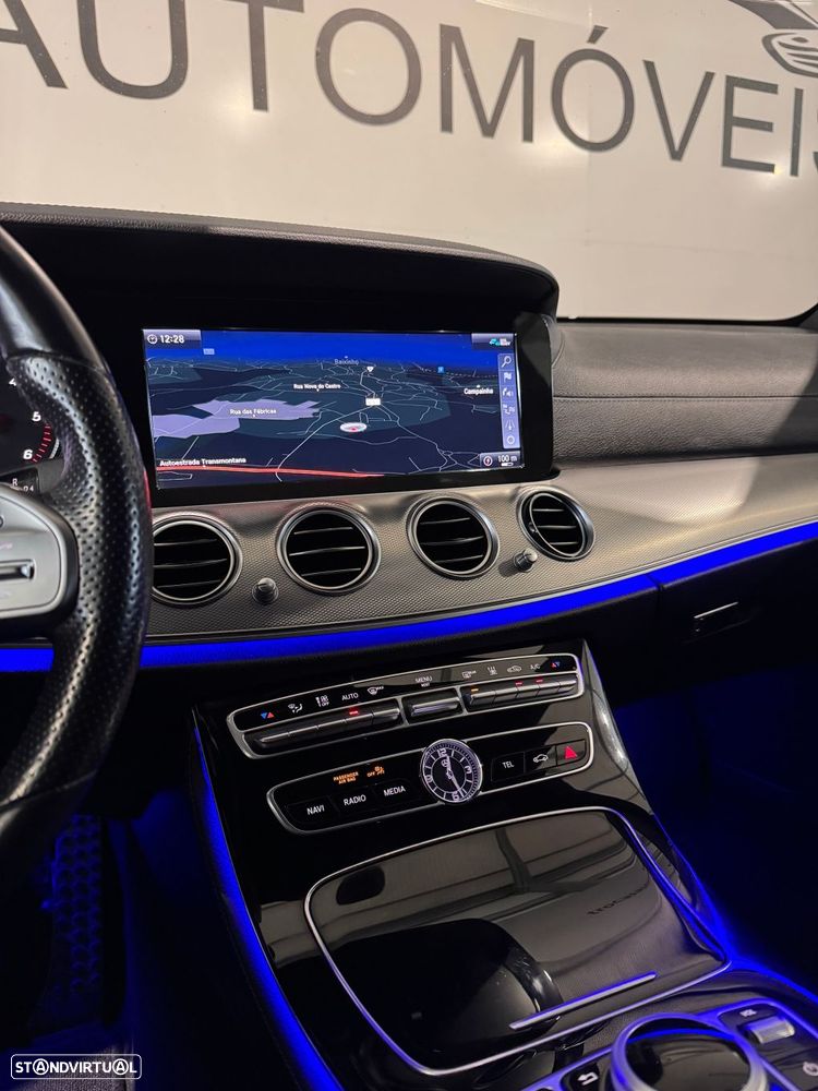 Mercedes-Benz E 300 de AMG Line - 30