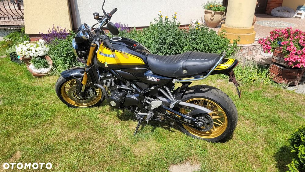 Kawasaki Z 900 RS - 2