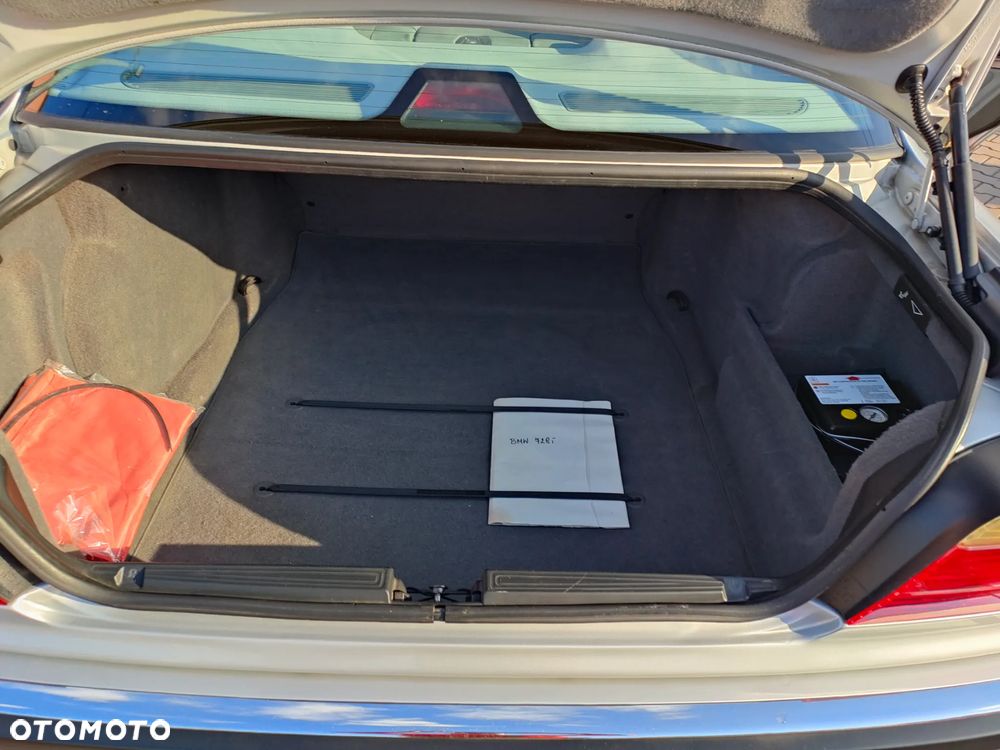 BMW Seria 7 728i L - 33